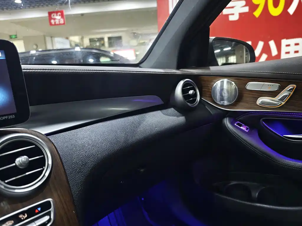 Mercedes-Benz GLC — миниатюра 19