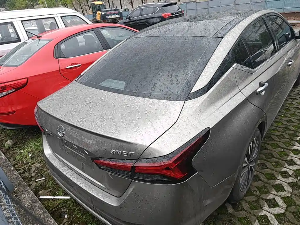 Nissan Teana — миниатюра 6