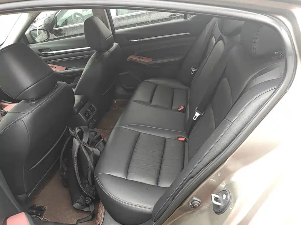 Nissan Teana — миниатюра 17