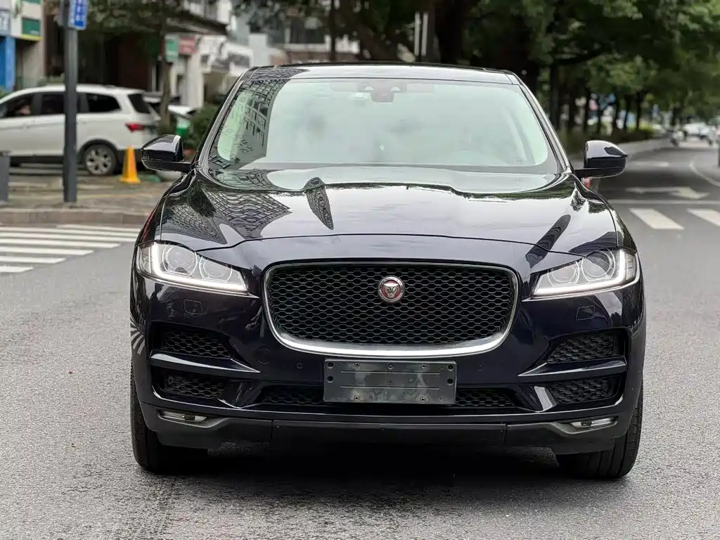 Jaguar F-PACE — миниатюра 5