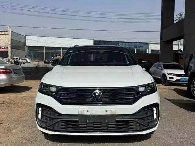 VOLKSWAGEN T ROC EXPLORING SONGS