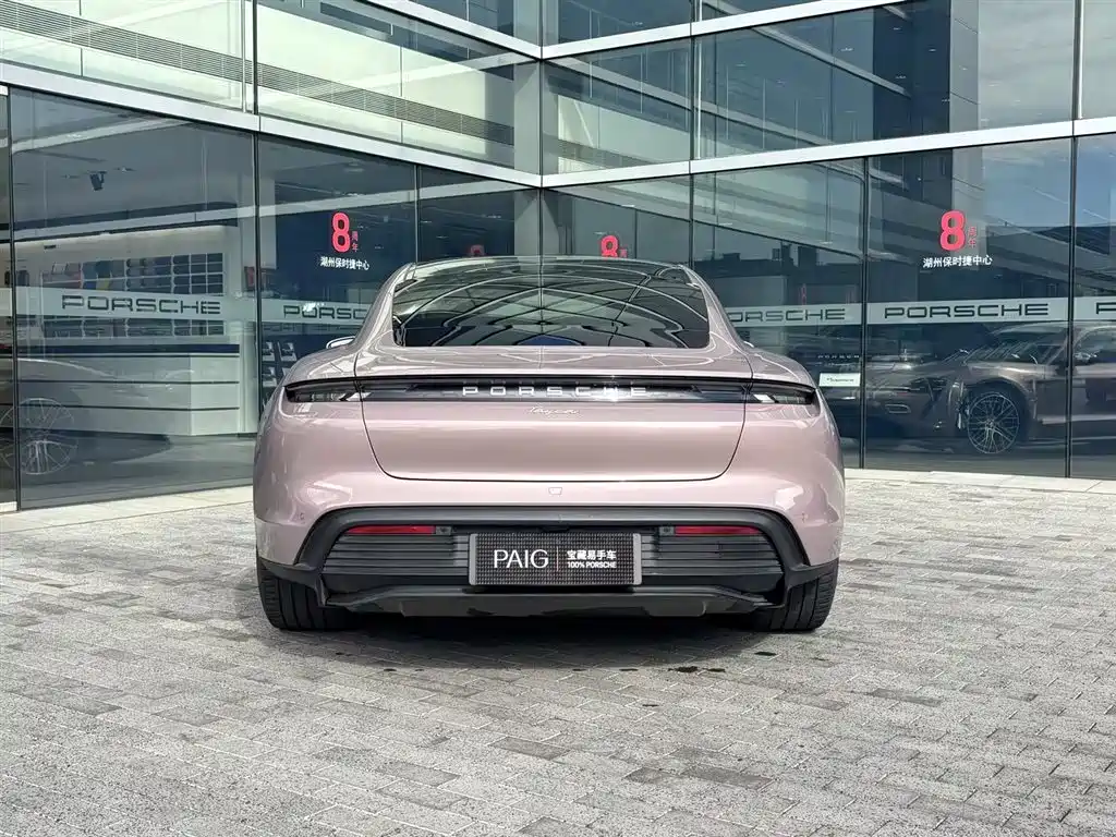 Porsche Taycan