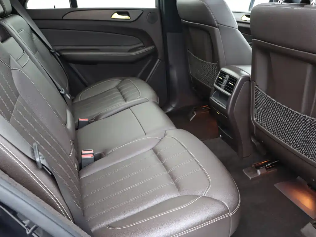 Mercedes-Benz GLE (Import) — миниатюра 12