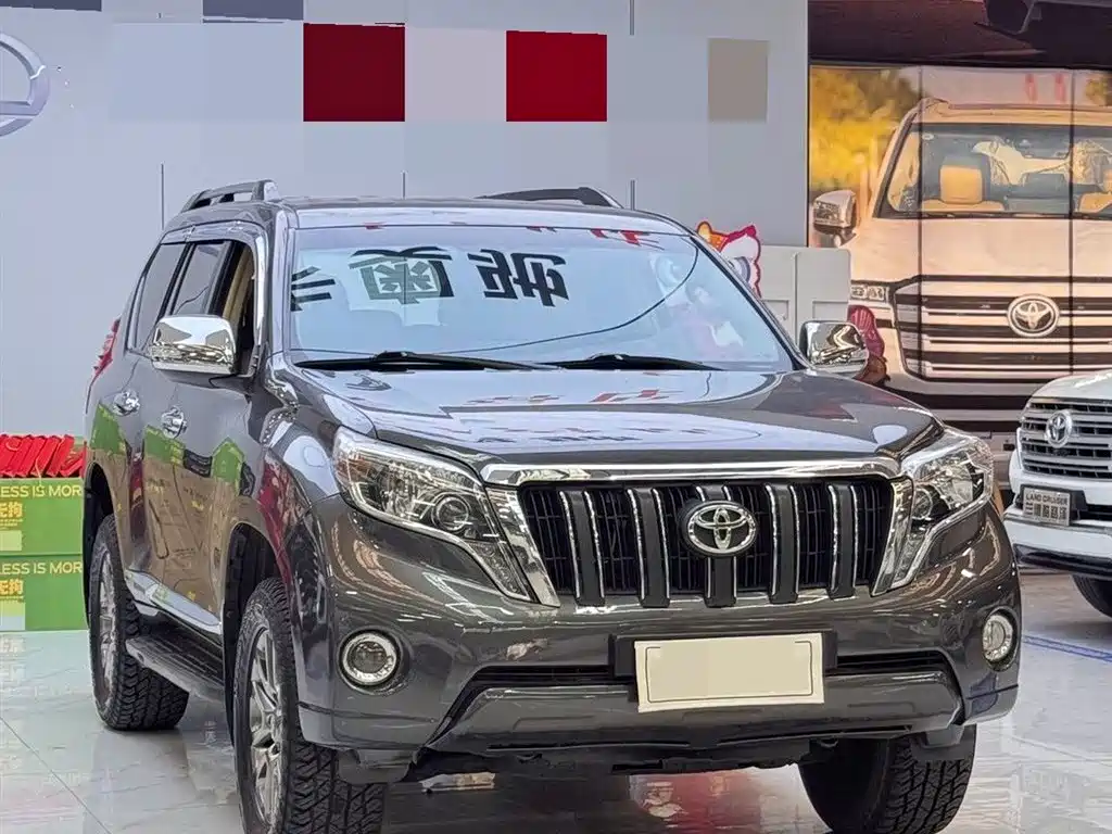 Toyota Land Cruiser Prado 2014 2.7L AT Standard