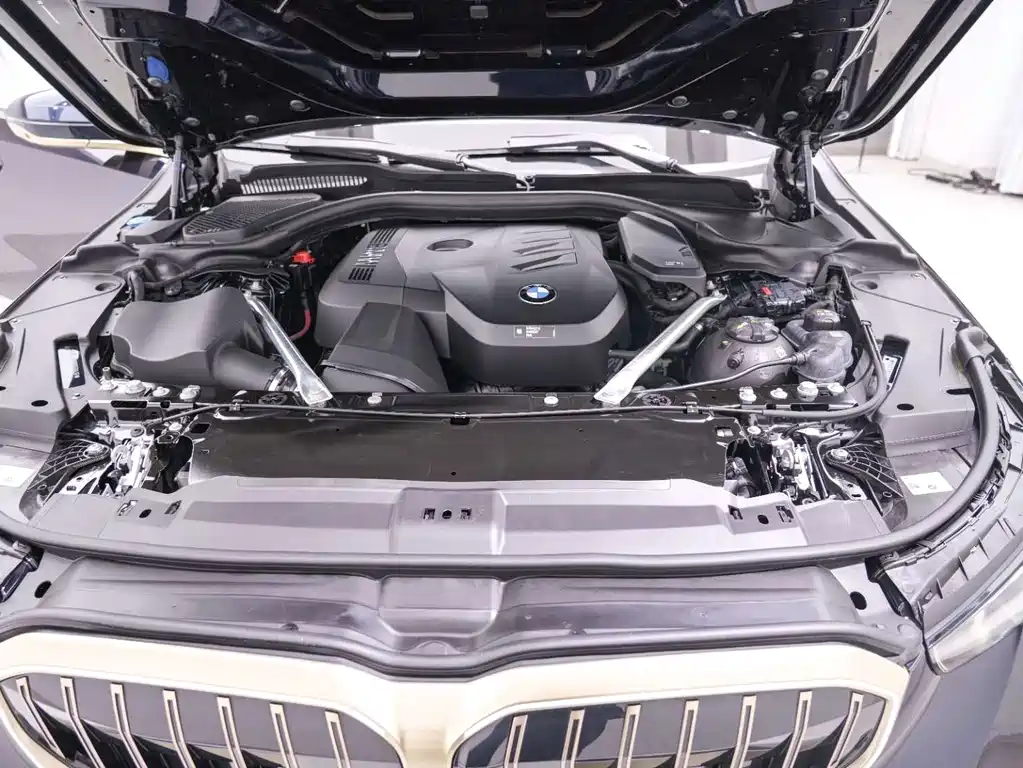 BMW 5 Series — миниатюра 23