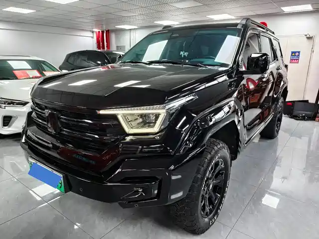 Tank 400 PHEV