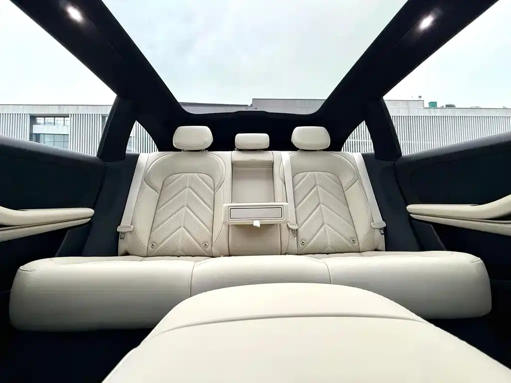 NIO ET5T — миниатюра 5