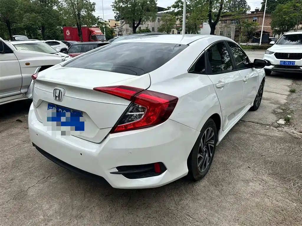 Honda Civic 2019 220TURBO CVT V