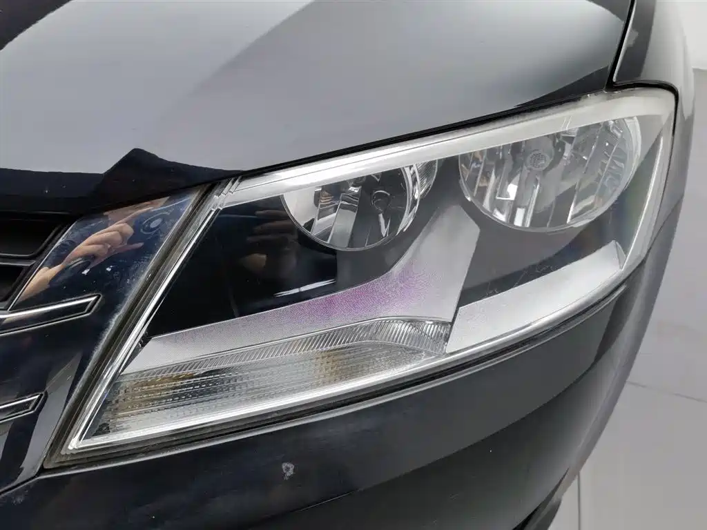 Volkswagen Lavida 2013 1.6L MT