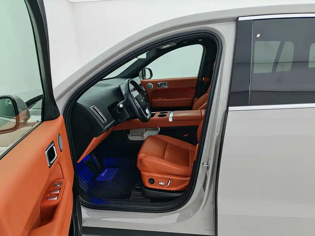 Li Auto L6 2024 Pro