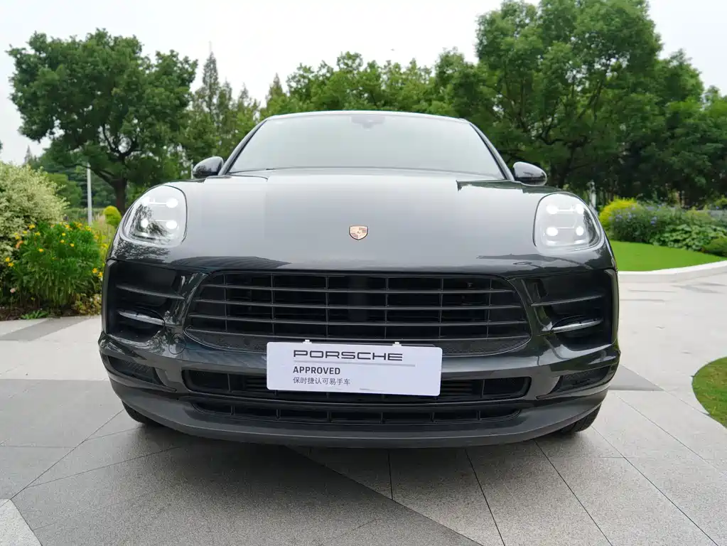 Porsche Macan — миниатюра 2