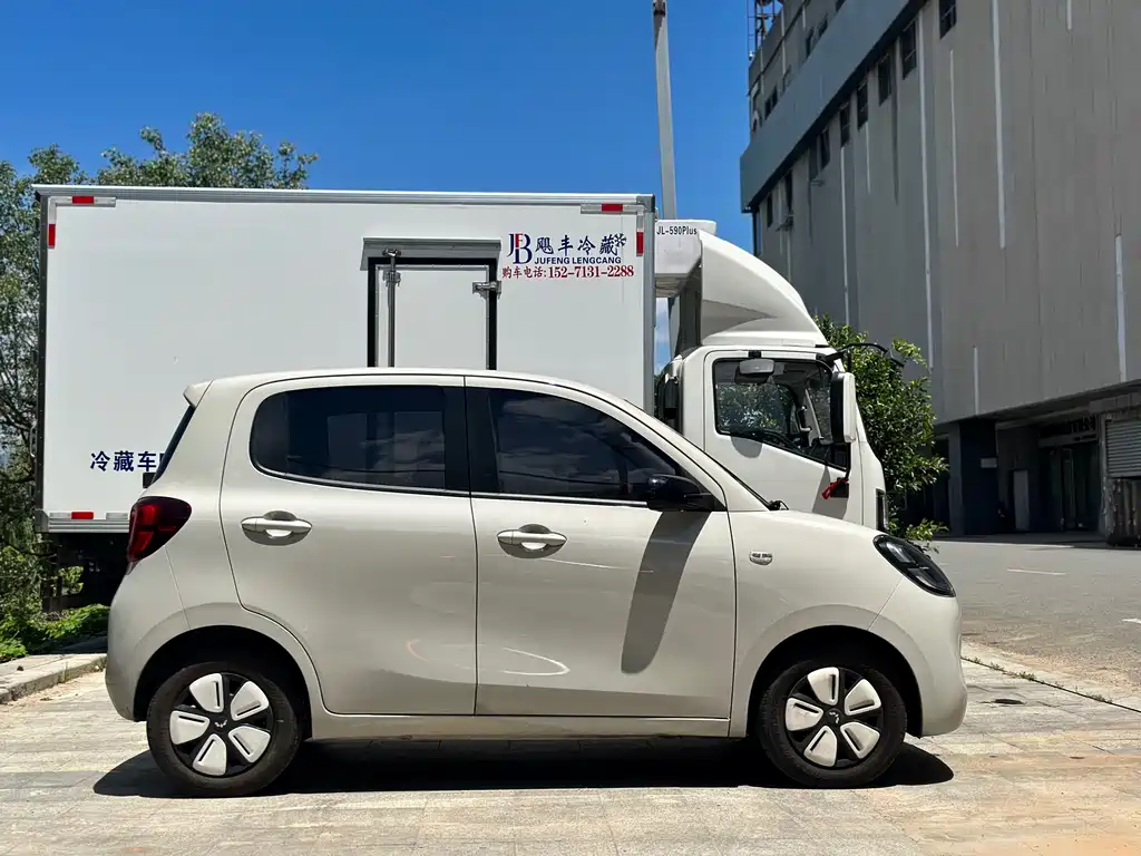 Wuling Mini EV MINIEV 2025