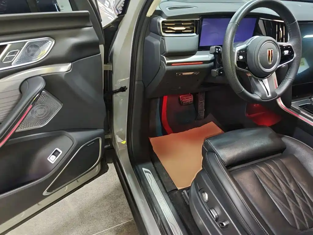 Hongqi Hongqi HS7 PHEV — миниатюра 16