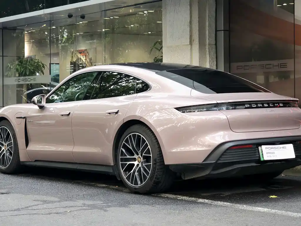 Porsche Taycan 2022 Taycan