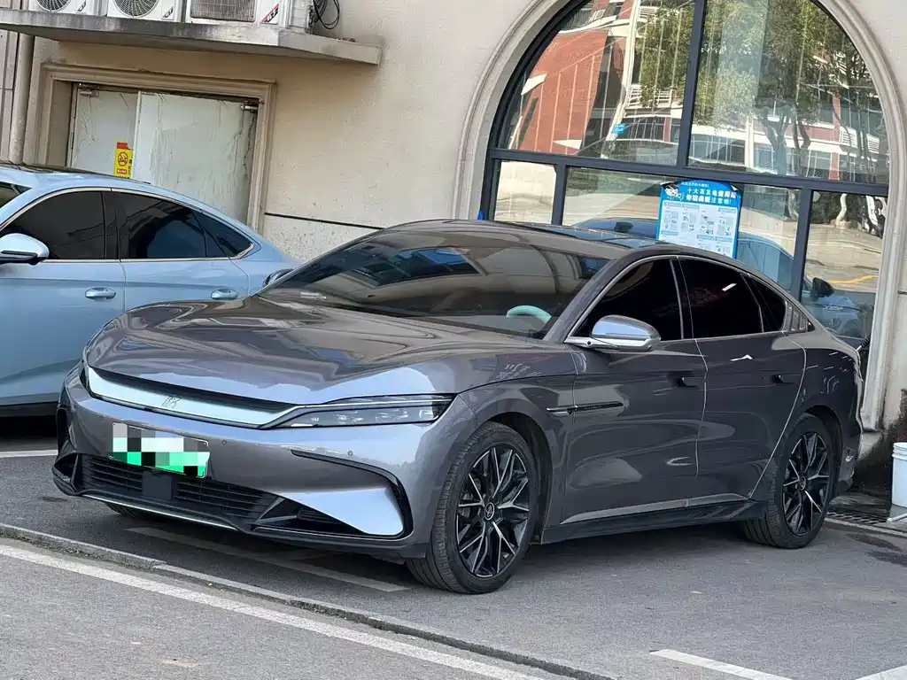 Byd Han 2024