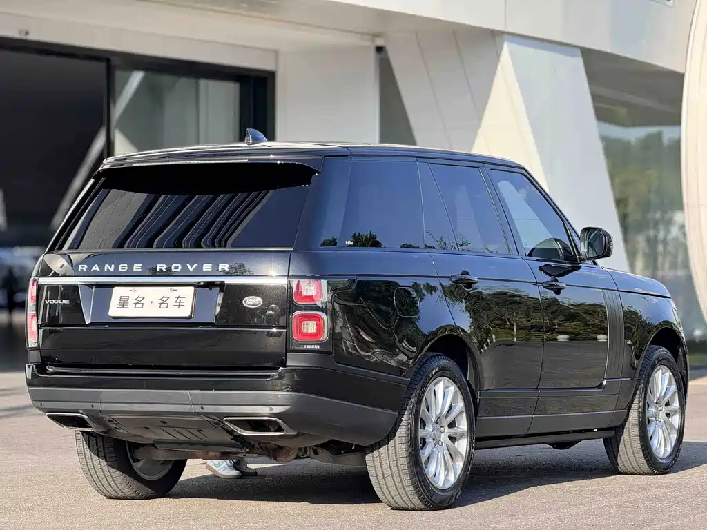Land Rover Range Rover — миниатюра 14