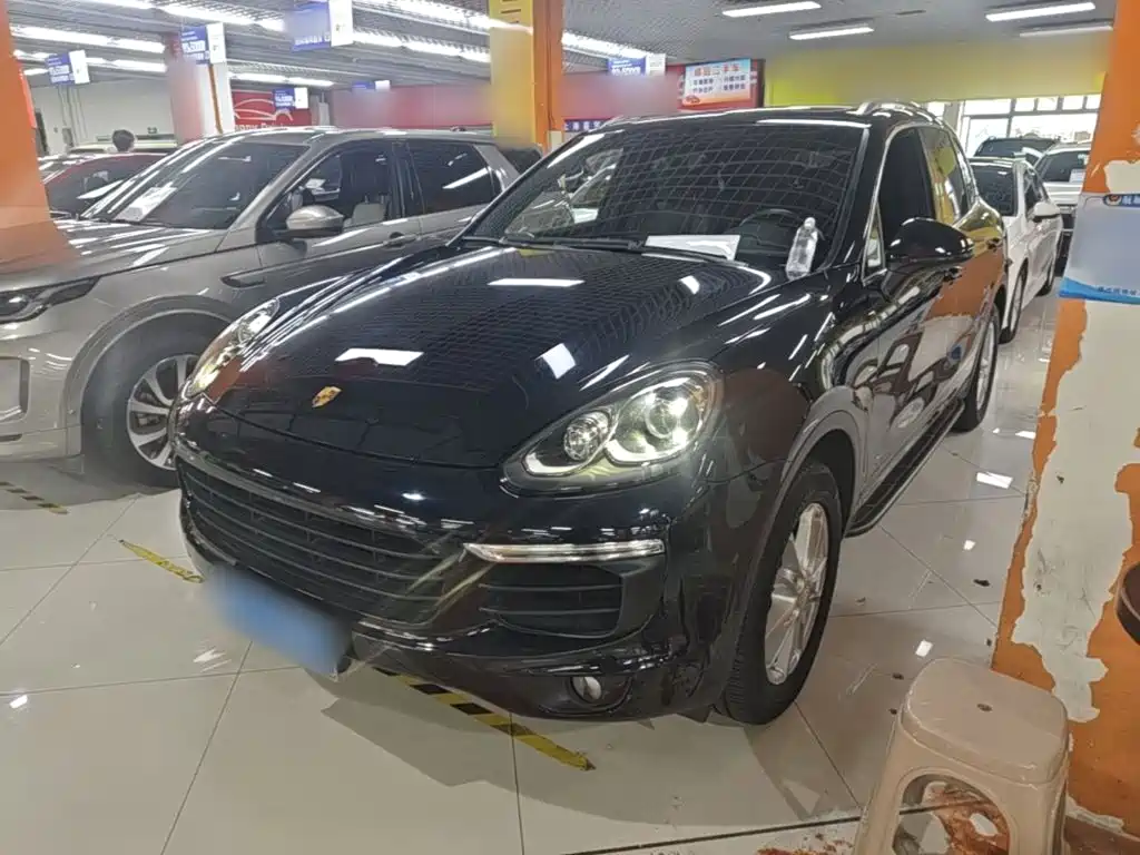 Porsche Cayenne — миниатюра 2
