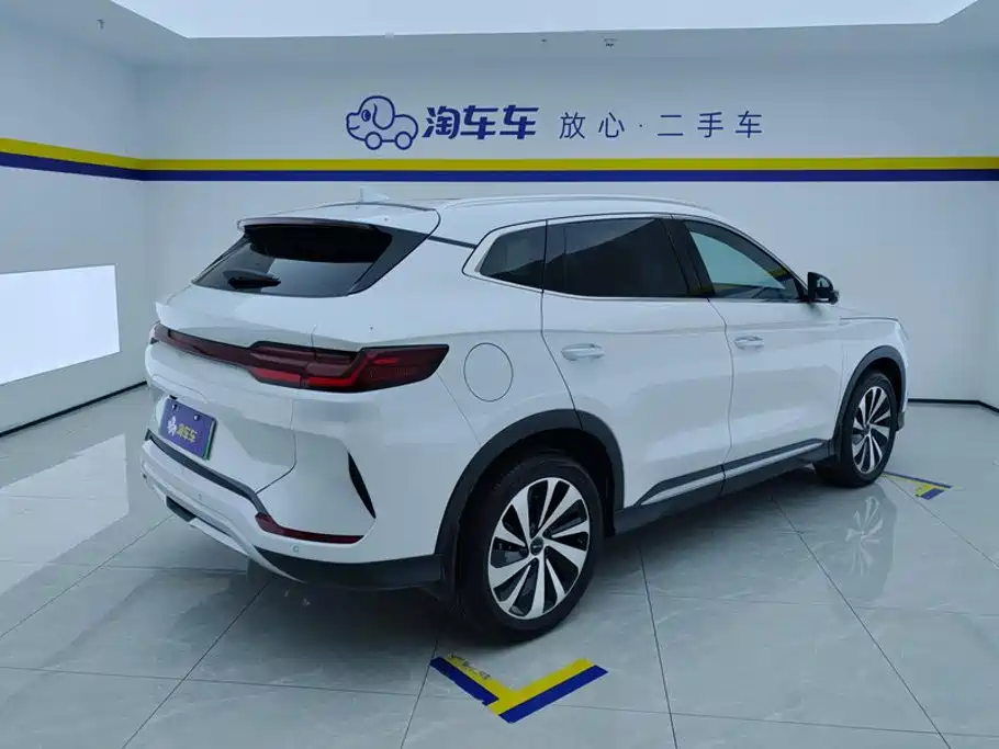 BYD PLUS New Energy — миниатюра 3