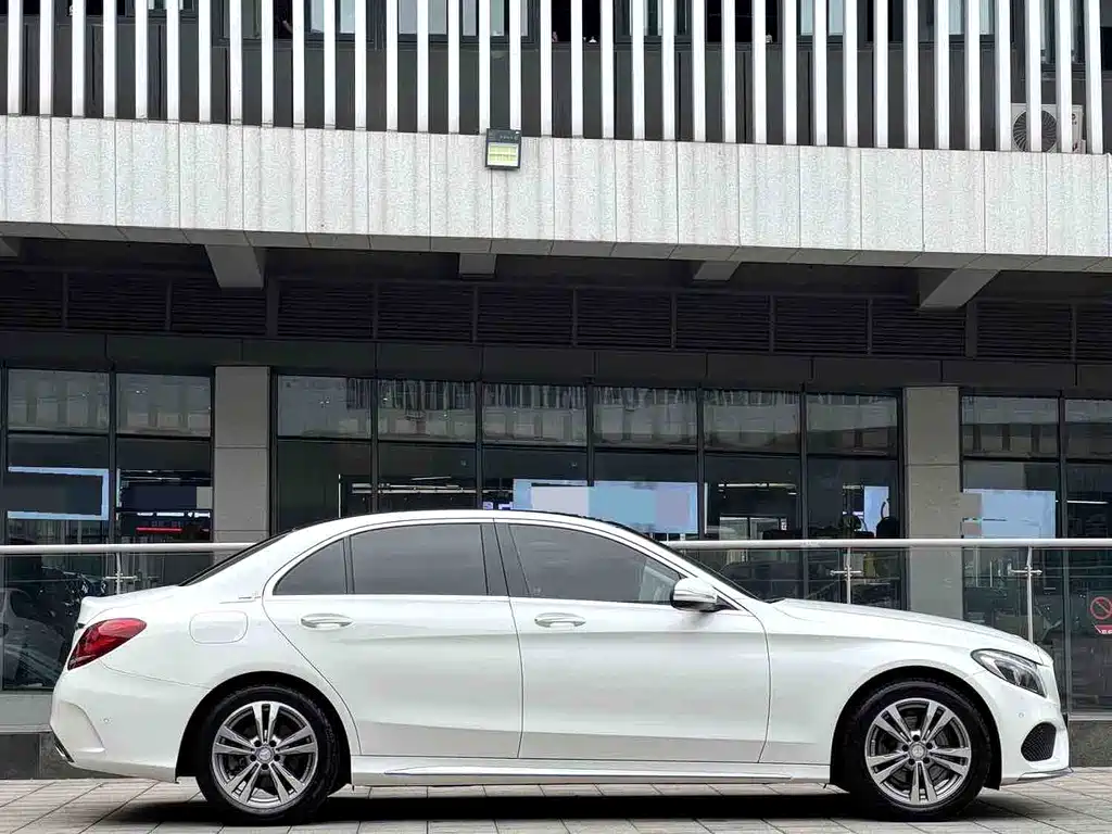 Mercedes-Benz C-Class C 2017 C 200 L Sport
