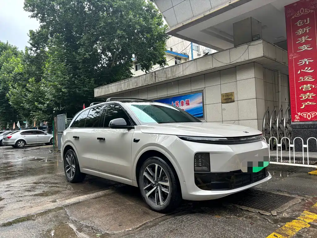 Li Auto L6 2024 Pro