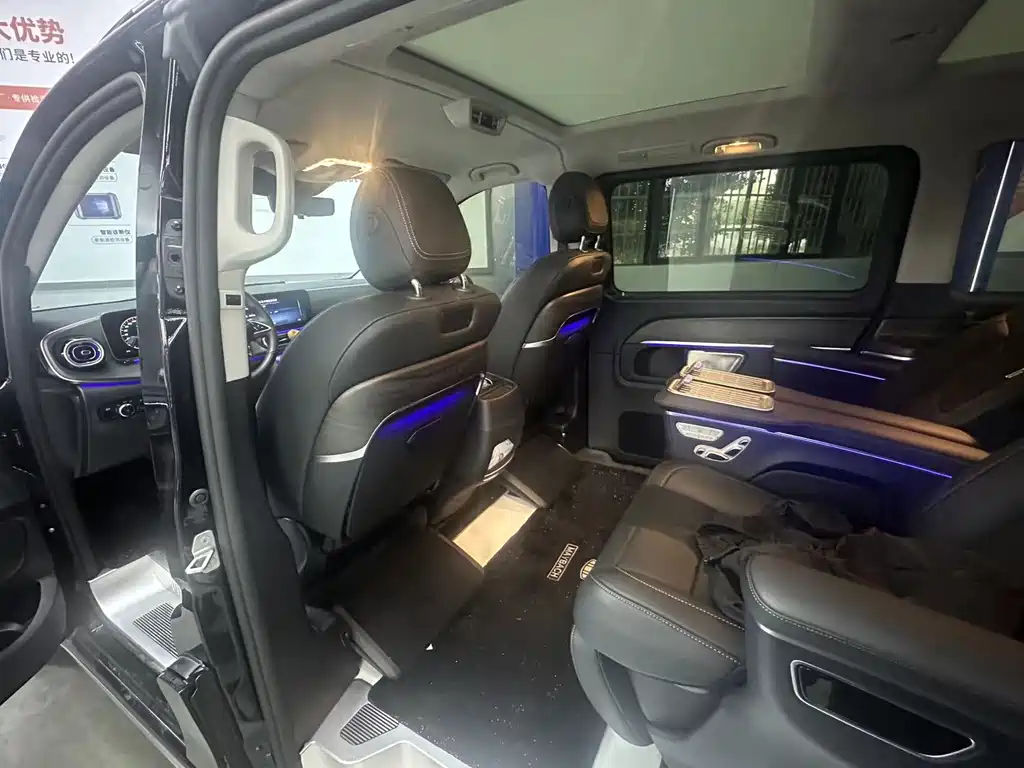 Mercedes-Benz V-Class — миниатюра 8