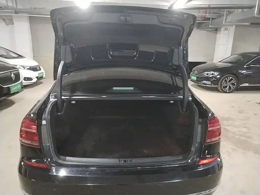 Volkswagen Passat — миниатюра 22