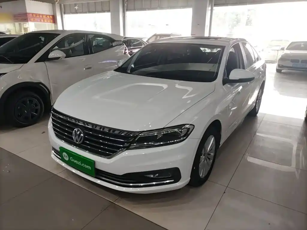 Volkswagen Lavida — миниатюра 2