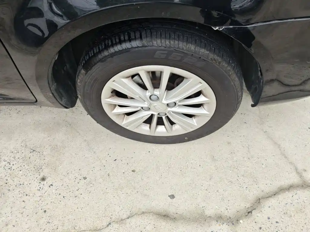Geely King Kong — миниатюра 12