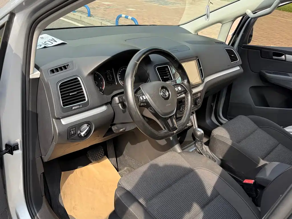 Volkswagen Sharan — миниатюра 16