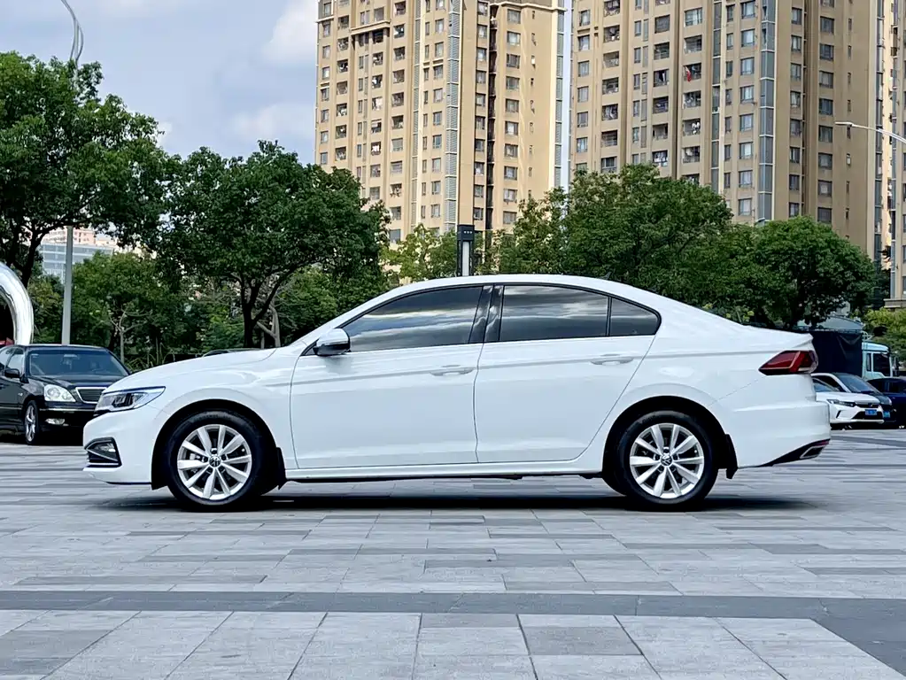 Volkswagen Bora — миниатюра 4
