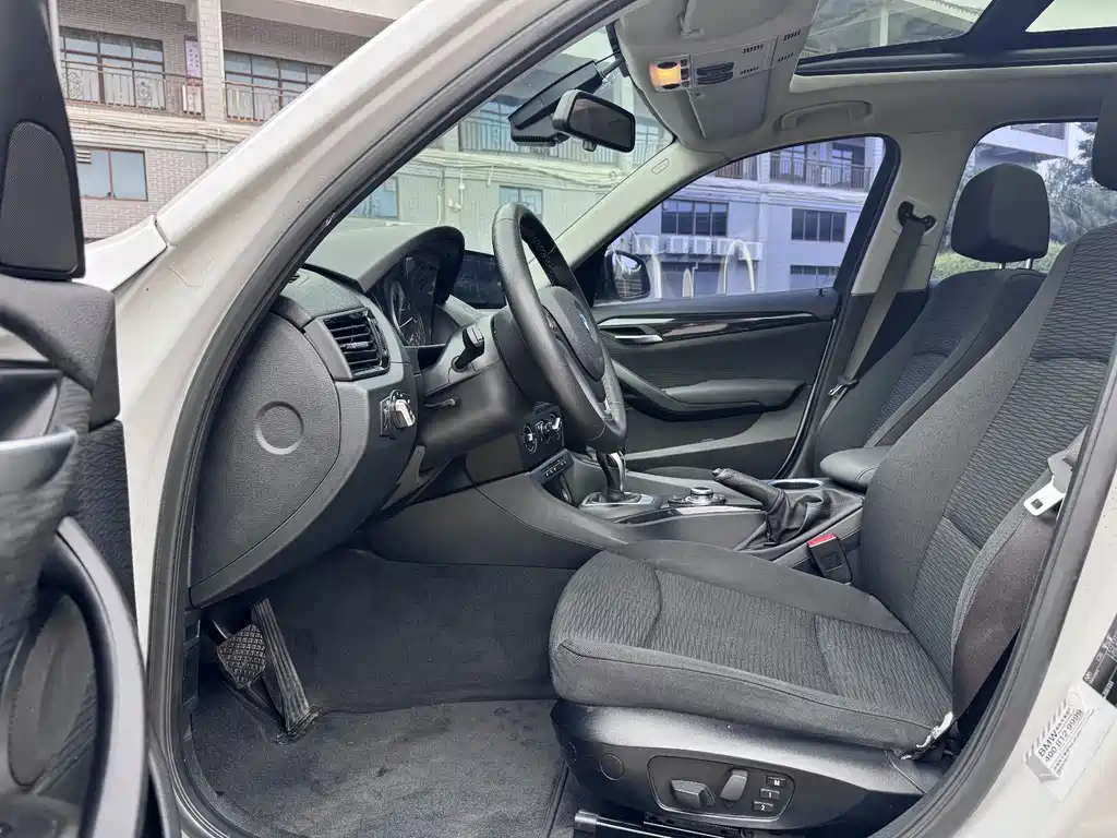 BMW X1 2015 sDrive18i Fashion