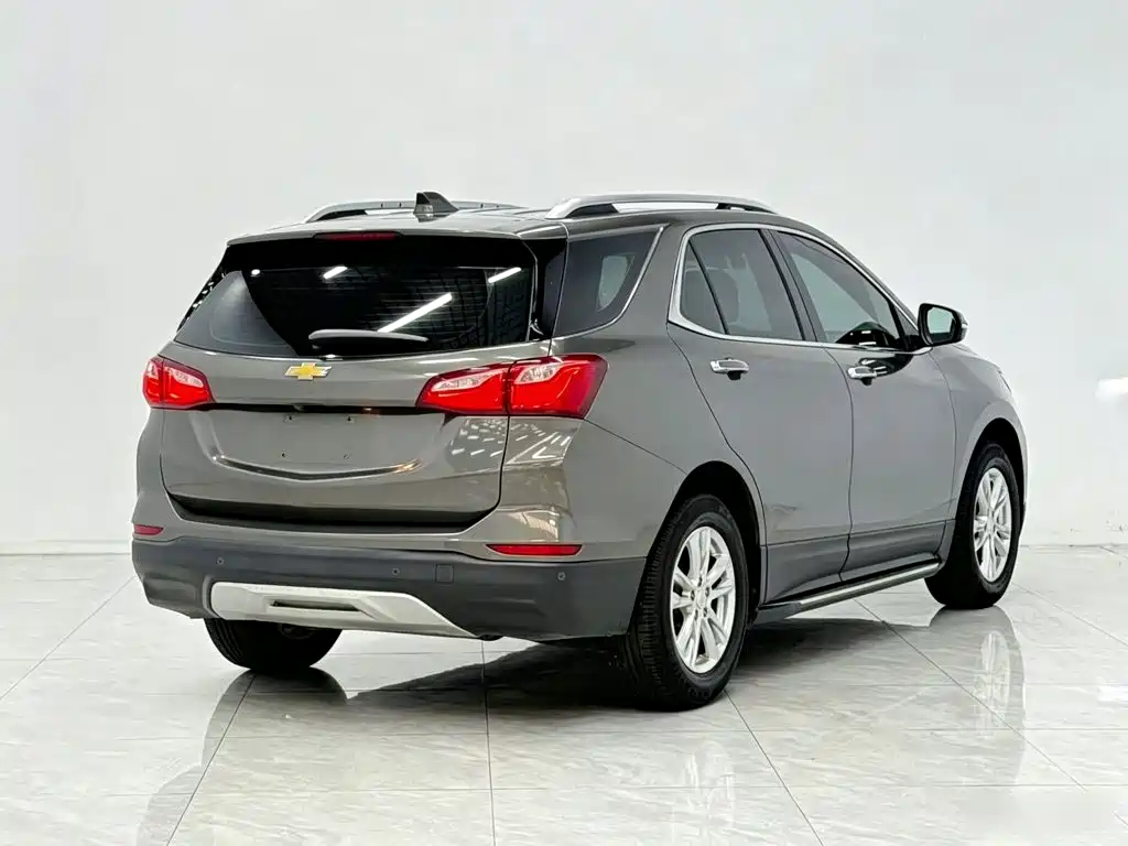Chevrolet Equinox — миниатюра 7