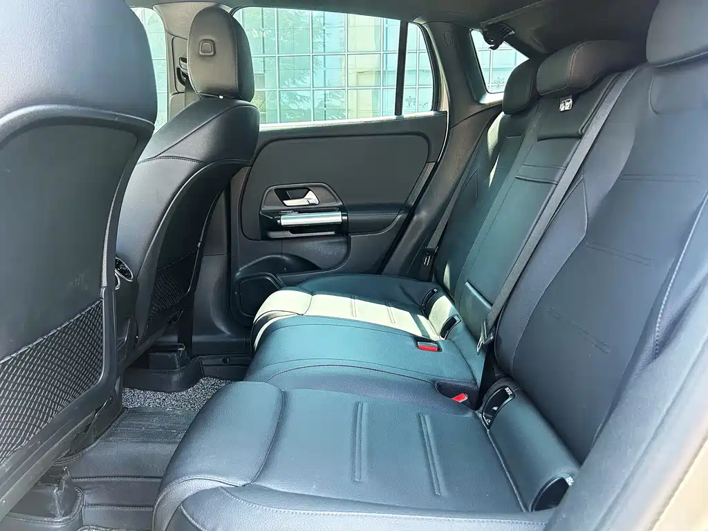 Mercedes-Benz GLA 2023 GLA 200