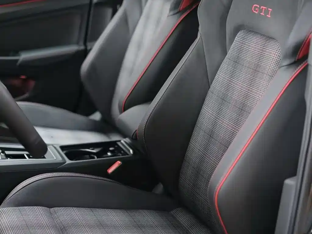 Volkswagen Golf GTI GTI 2025 380TSI DSG GTI