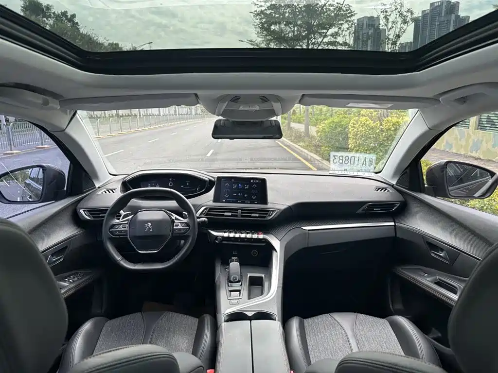 Peugeot 5008 2017 350THP 7 мест Elite