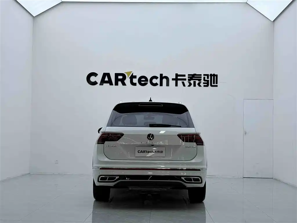 Volkswagen Tiguan L L 2024 330TSI AT R-Line