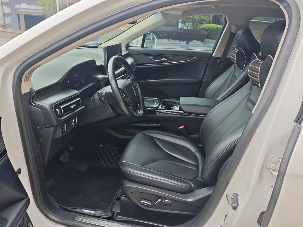 Lincoln Nautilus 2021 2.0T Premium