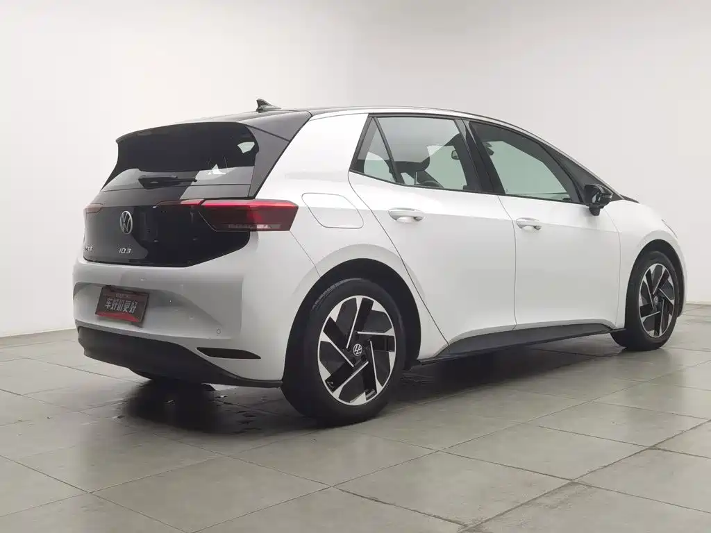 Volkswagen ID.3 — миниатюра 2