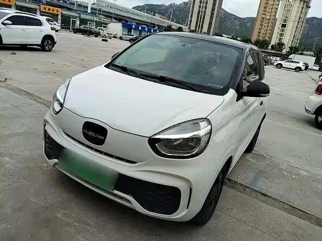 Roewe CLEVER