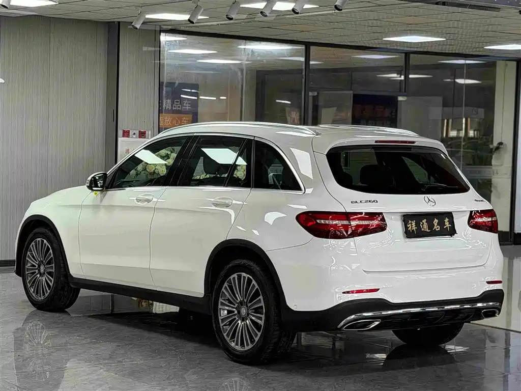 Mercedes-Benz GLC 2017 GLC 260 4MATIC