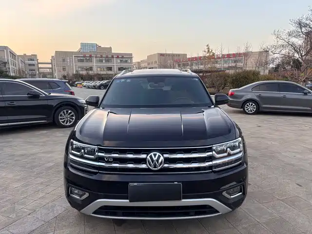 VOLKSWAGEN TOURANG 2020