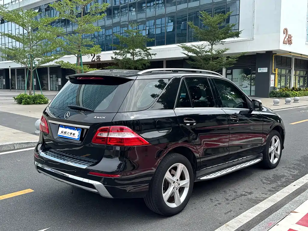 Mercedes-Benz M-Class — миниатюра 4