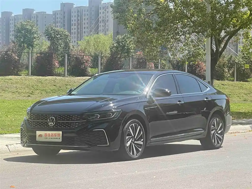 Volkswagen Passat 2021