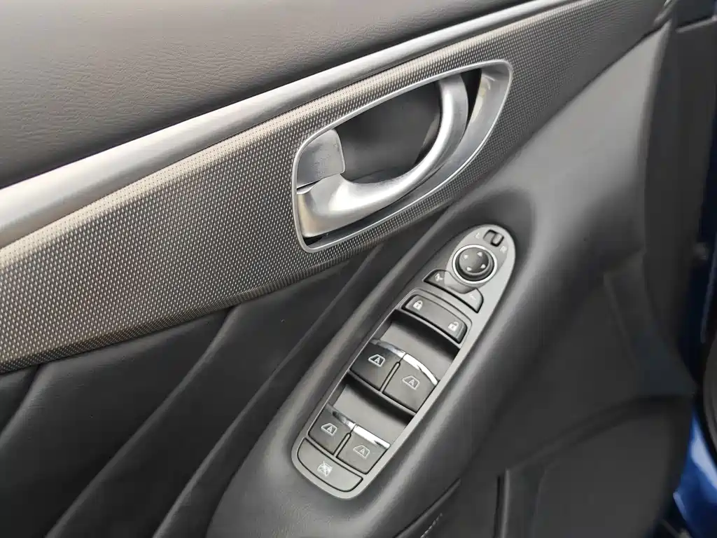Infiniti Q50L — миниатюра 23