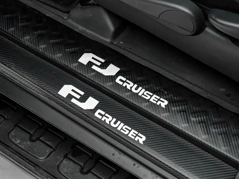 Toyota FJ Cruiser — миниатюра 17