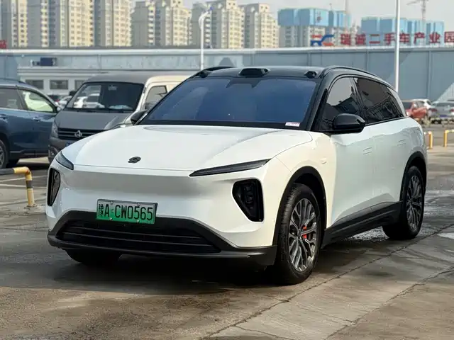 NIO ES6