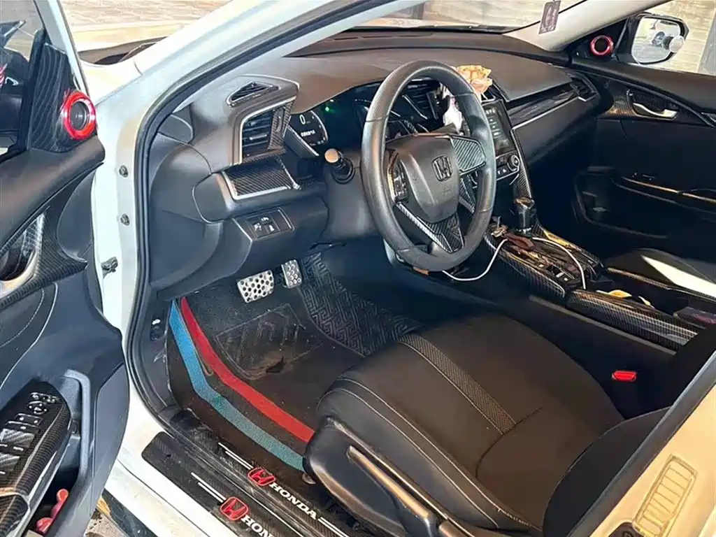 Honda Civic 2019 220TURBO CVT VI