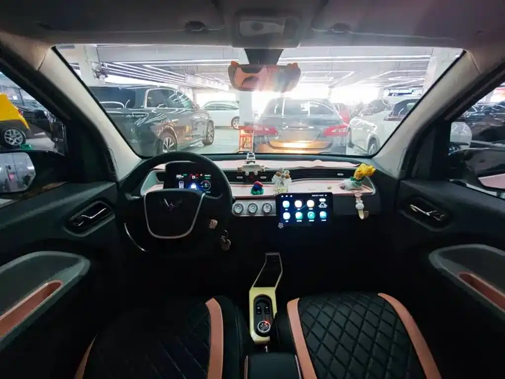 Wuling MINIEV — миниатюра 7
