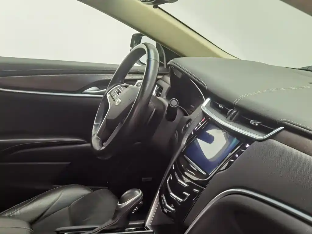 Cadillac XTS — миниатюра 22