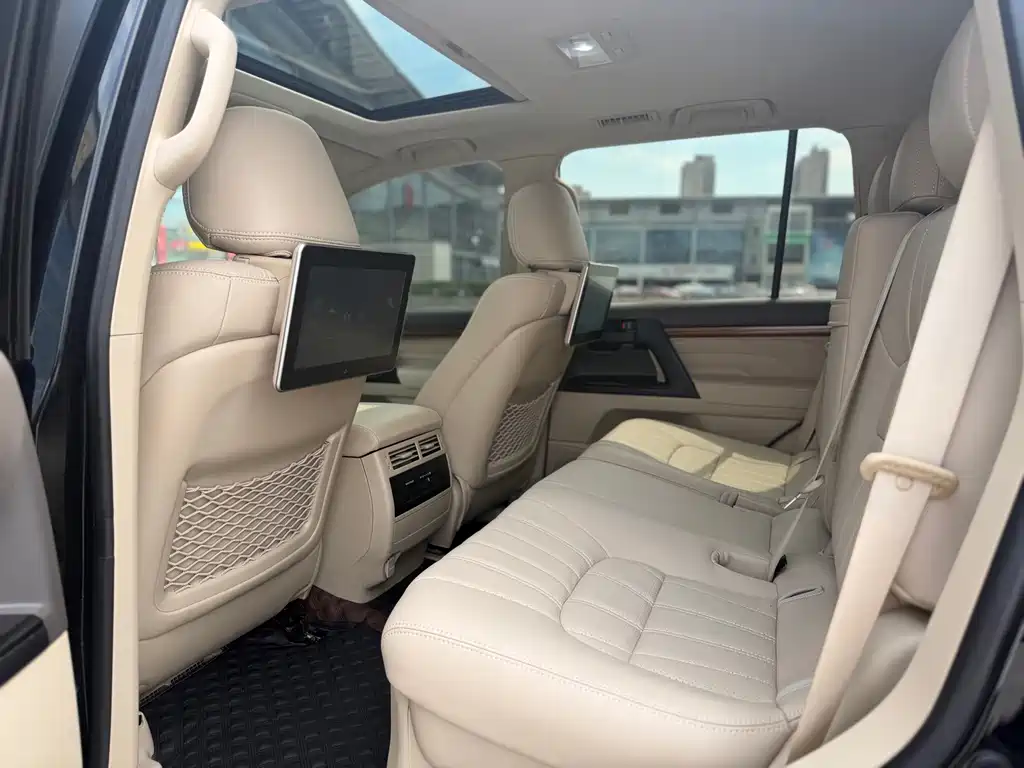 Toyota Land Cruiser 2018 4.6L